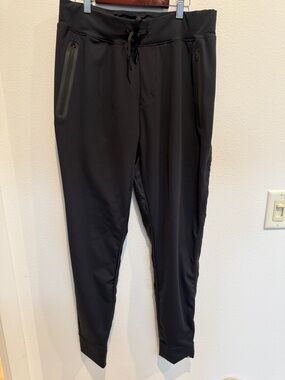 Bauer Black Men's Jogger Sweatpants with Zip Pockets